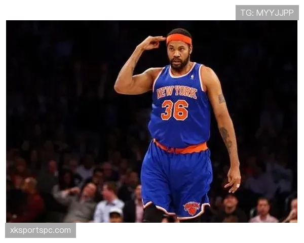 拉希德·华莱士无球牵制改变对手防守布局