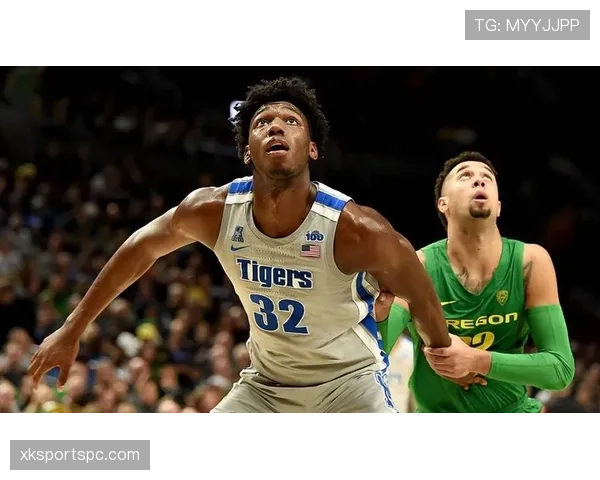 约什·史密斯挡拆制造错位提升得分效率显著超过职业生涯均值